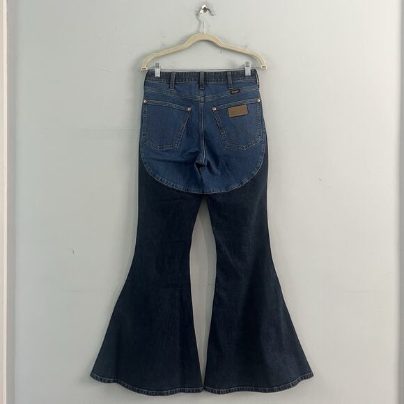 Wrangler Lainey Wilson High Rise Western Chap Tonal Blue Bell Bottom Flare Jeans - Picture 2 of 5